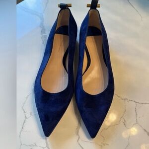 Stuart Weitzman dark blue suede shoes. Size US 10